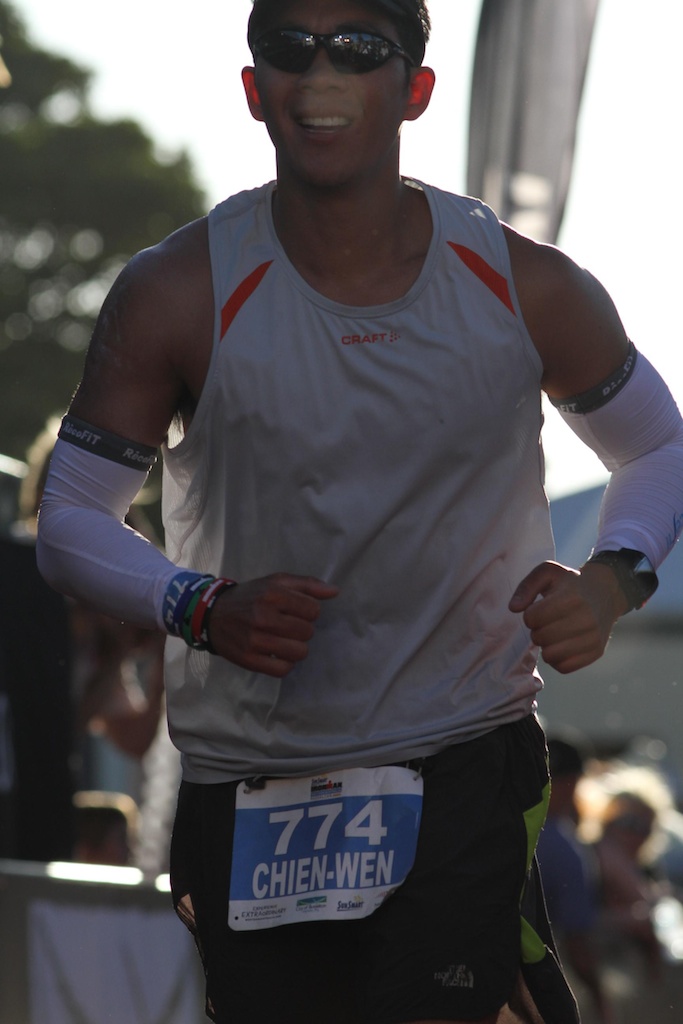 Dr Chien-Wen Liew Ironman WA 2012 run